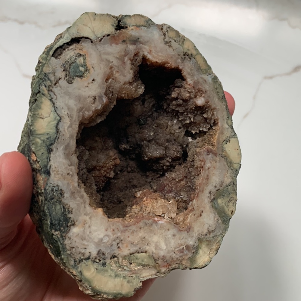 Agate Geode - Picture 3 of 4